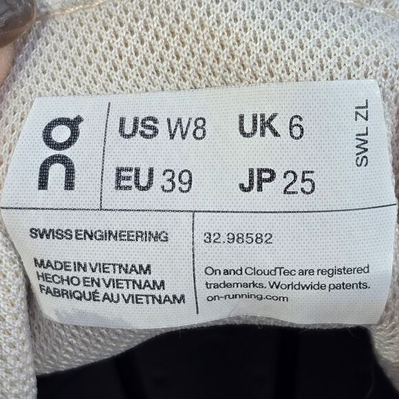 On Cloud Women's Venture Running Shoes Orange, Size 8 - Picture 6 of 6